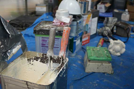 社施工により、中間マージンを省いた無駄のない価格設定と、職人による安定した施工品質を実現